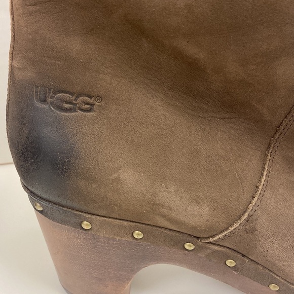 UGG Australia Women's Lynnea II Sheepskin Clog Boots 9 - Picture 8 of 12